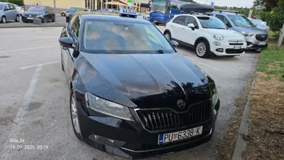 Stražnja ventilacija i priključci